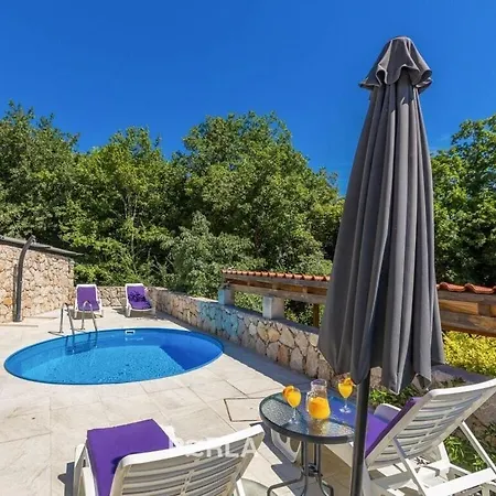 فندق With Pool Near 4*